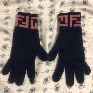 Fendi Gloves!